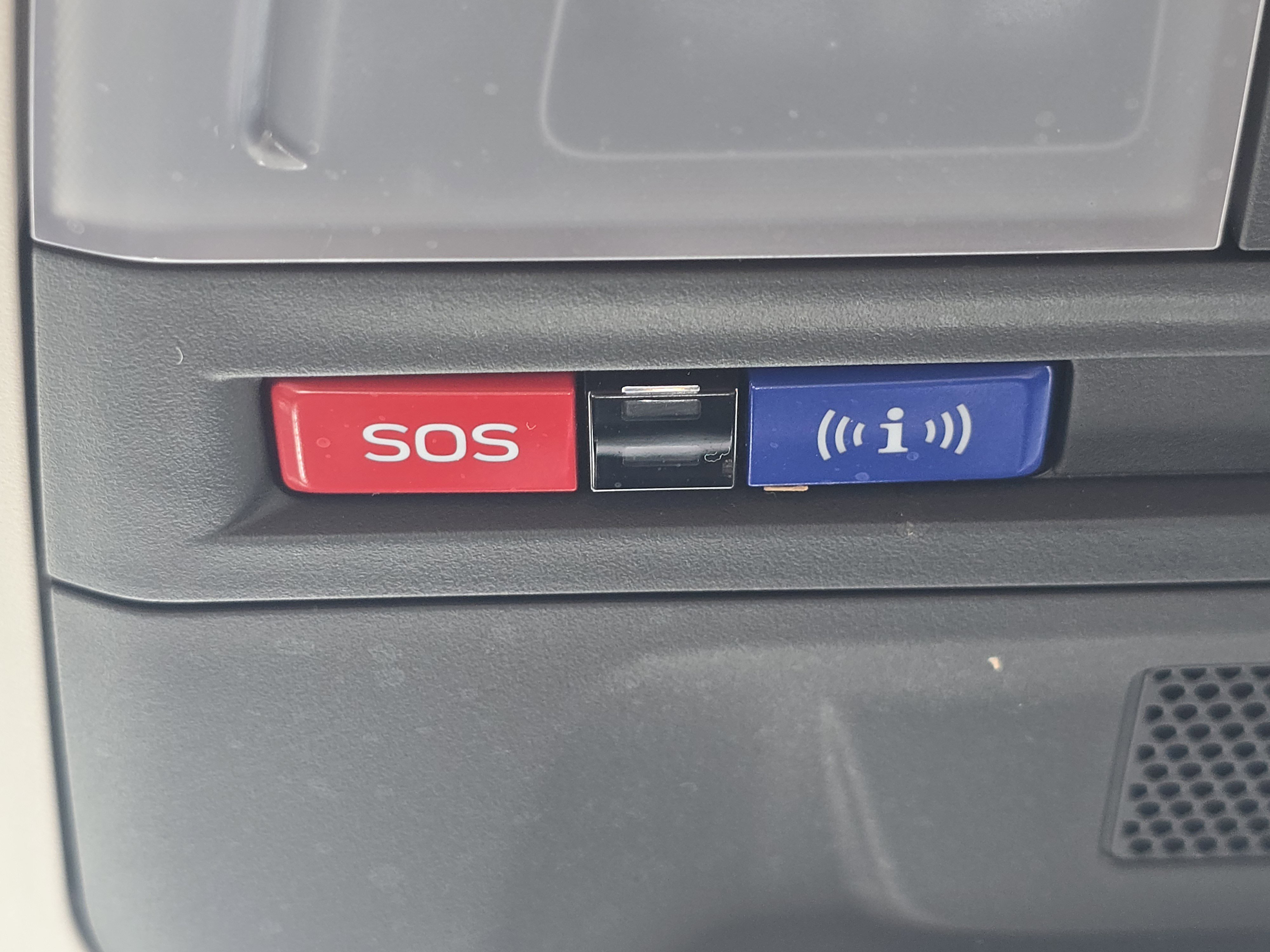 Certified 2024 Subaru Crosstrek 2.0i Premium image 27