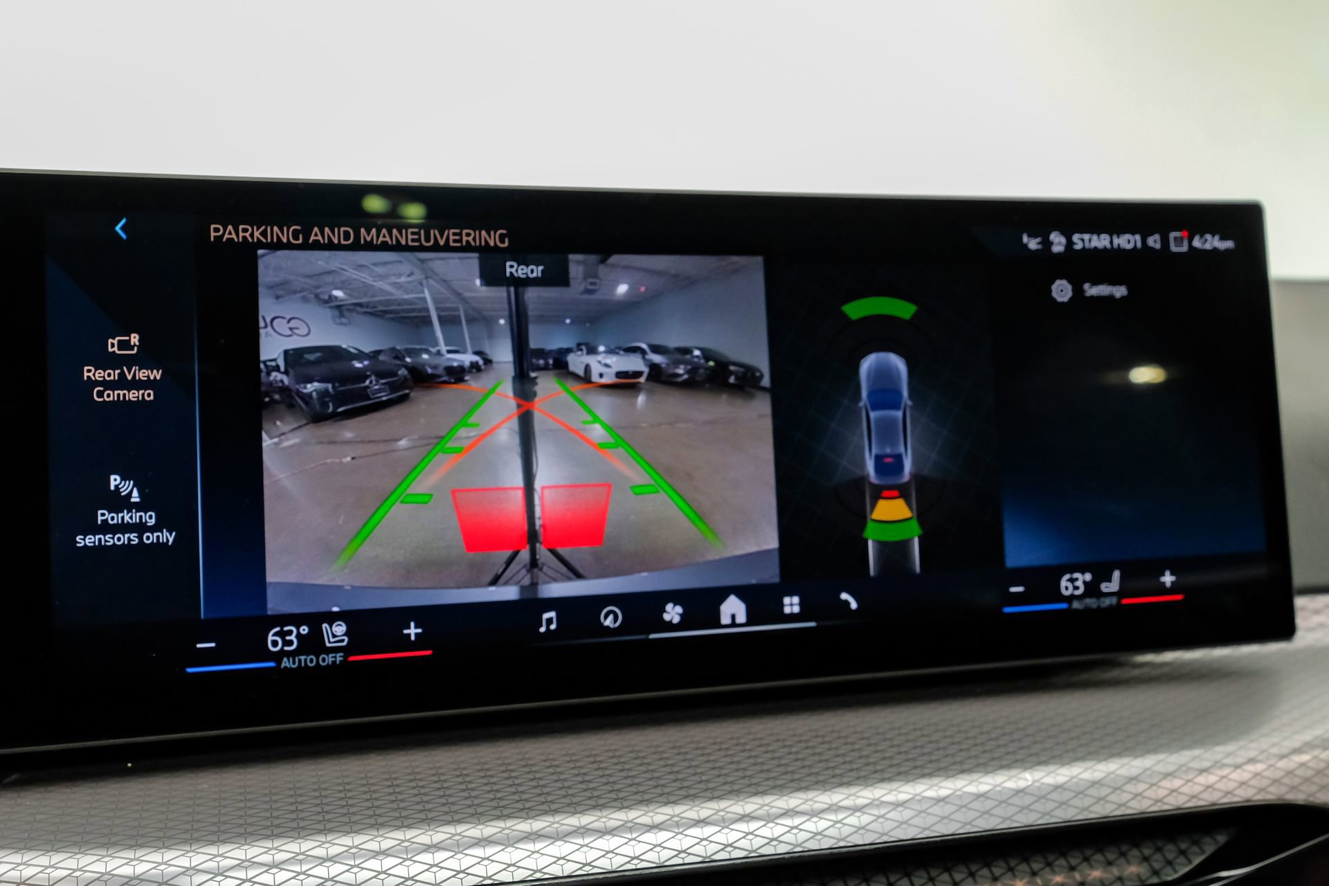 Used 2025 BMW 430i xDrive w/ Premium Package image 27