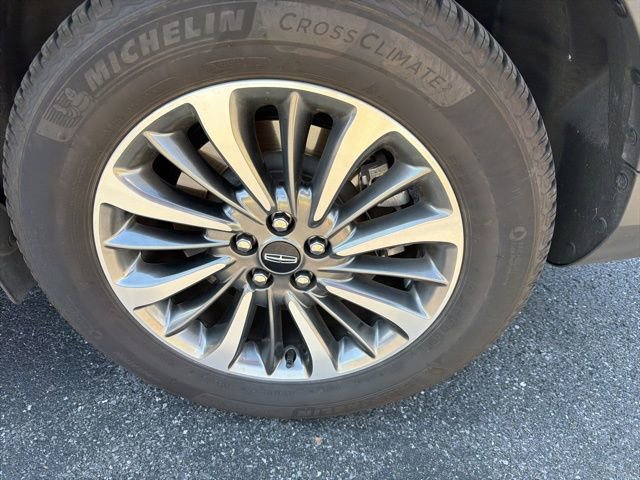Used 2021 Lincoln Nautilus Reserve AWD/4WD image 10