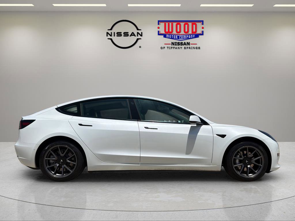 Used 2021 Tesla Model 3 Standard Range Plus RWD image 2