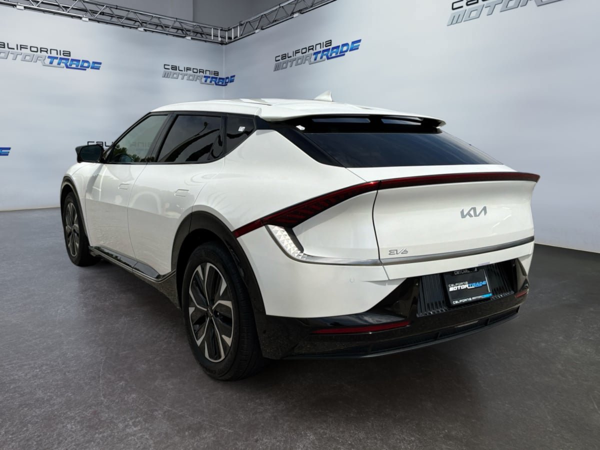 Used 2024 Kia EV6 Wind w/ Wind Technology Package RWD image 7