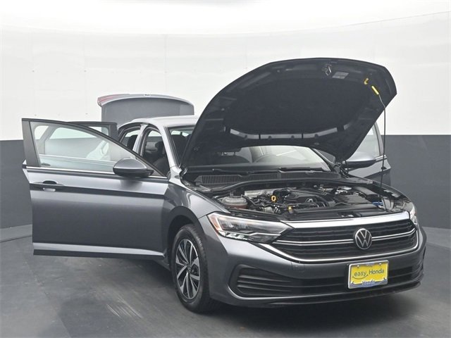Used 2024 Volkswagen Jetta S image 35