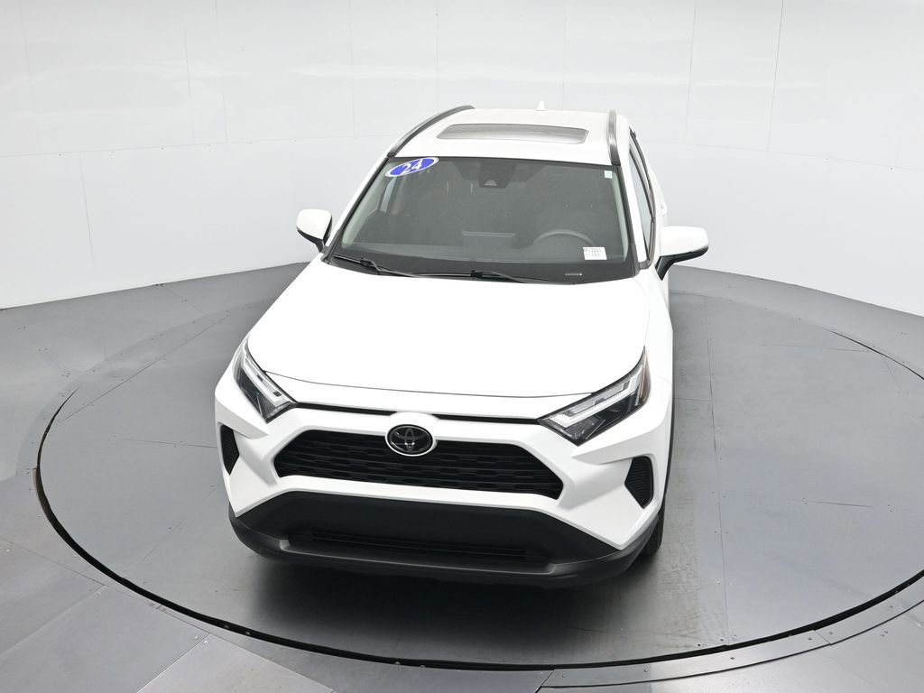 Used 2024 Toyota RAV4 XLE image 37