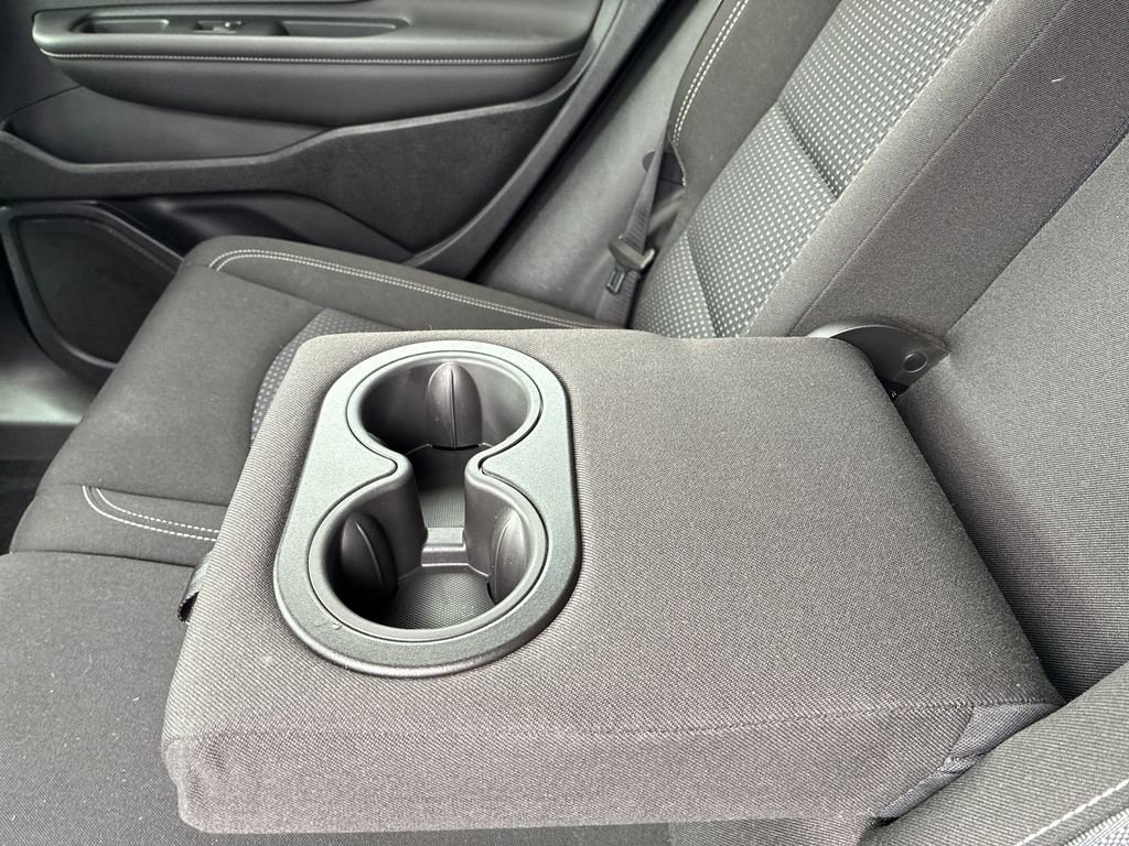 Used 2022 GMC Terrain SLE w/ Driver Convenience Package image 16