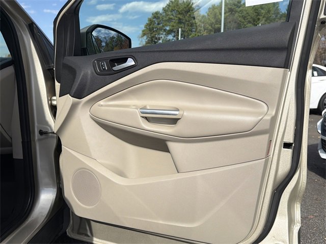 Used 2017 Ford Escape SE w/ Equipment Group 201A image 14