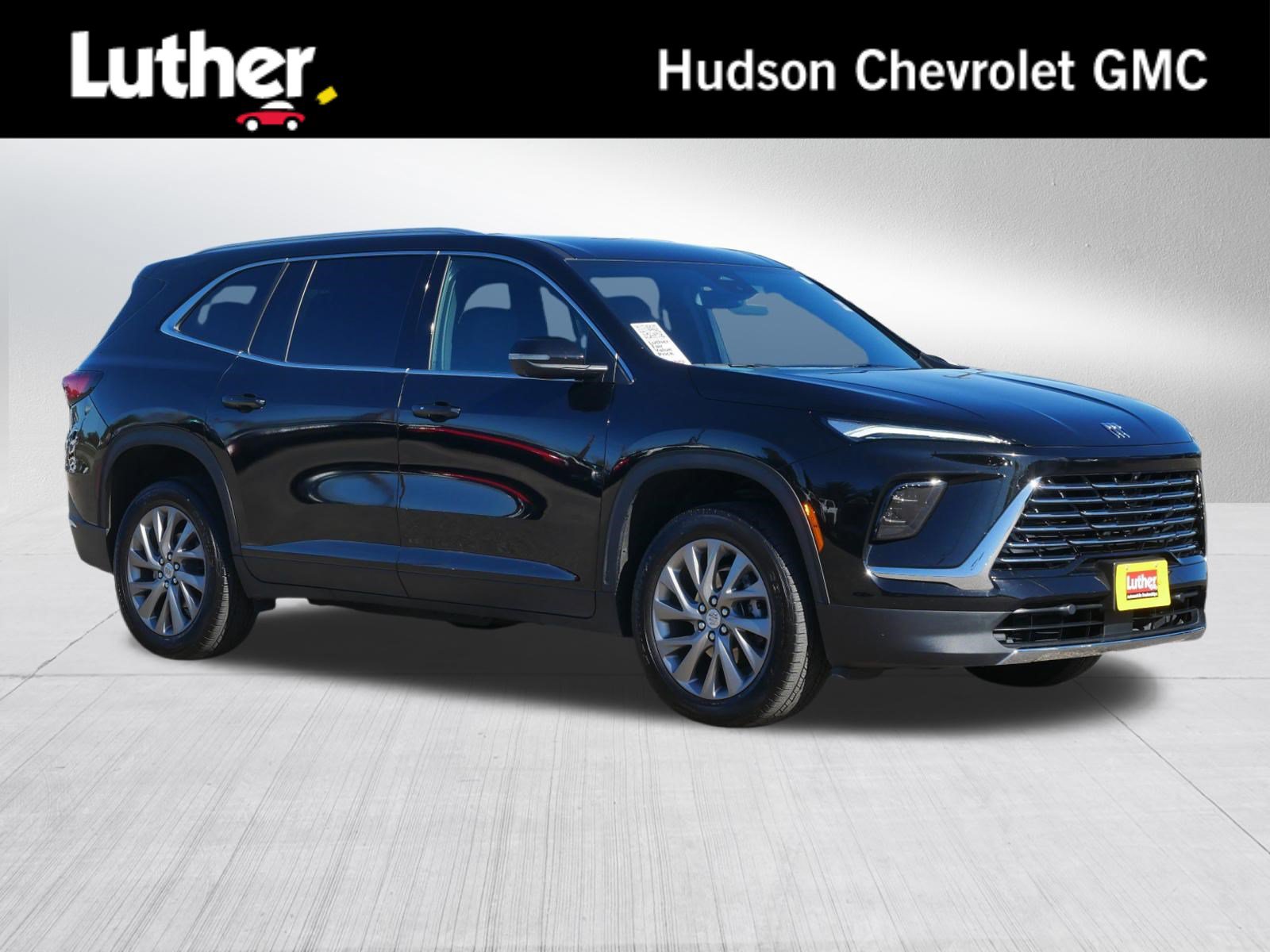 Used 2026 Buick Enclave Preferred AWD/4WD image 1
