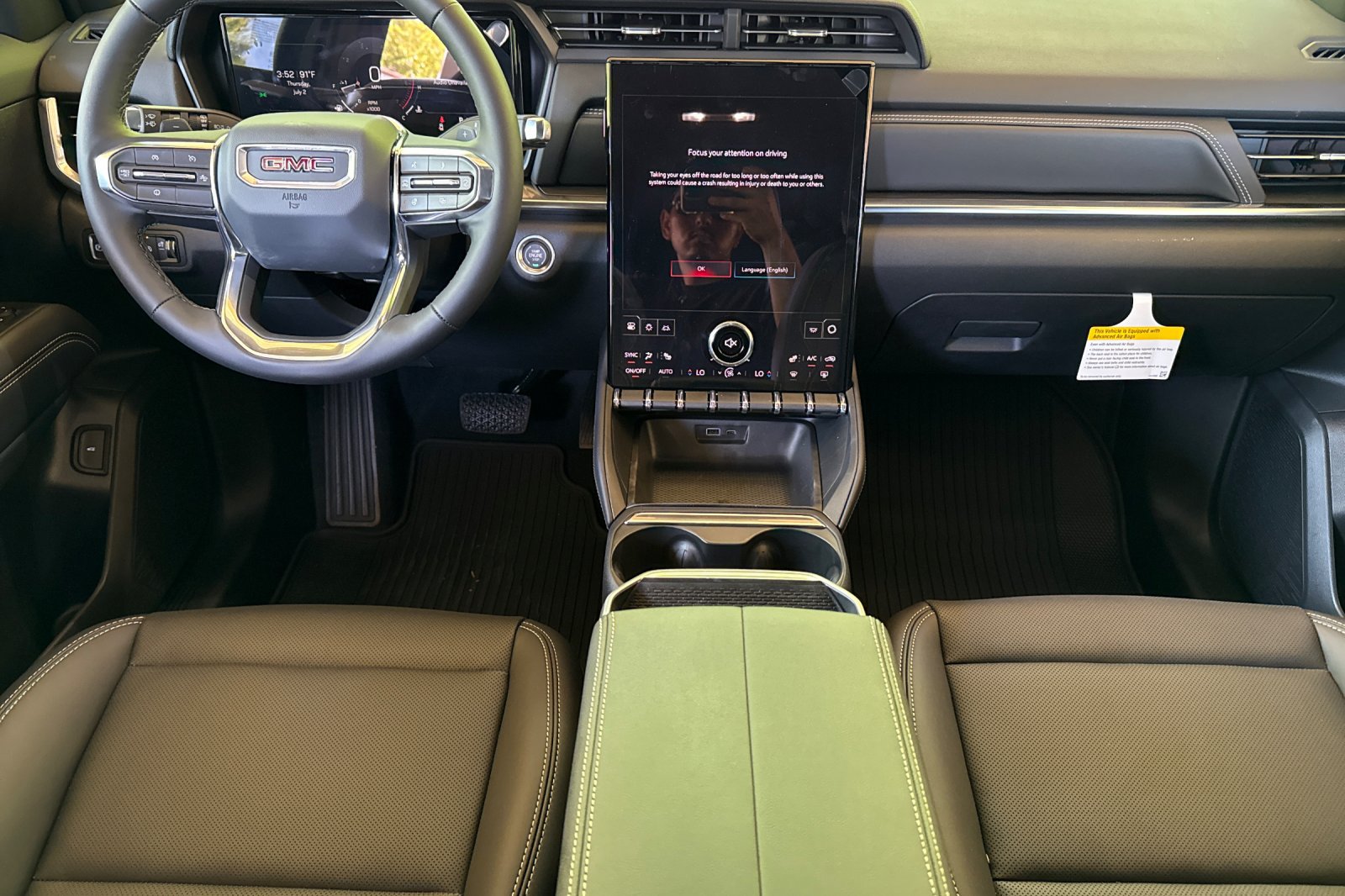 New 2026 GMC Terrain Elevation w/ Elevation Premium Package AWD/4WD image 14