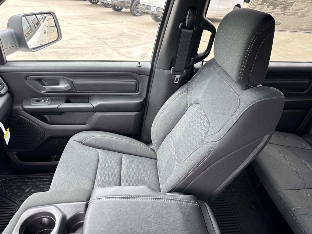 New 2026 RAM 1500 Classic Warlock AWD/4WD image 33