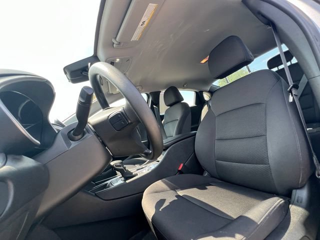 Used 2024 Chevrolet Malibu LT FWD image 18