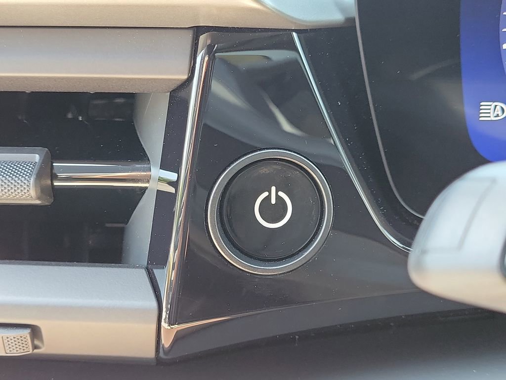 New 2026 Porsche Macan 4 Electric image 39