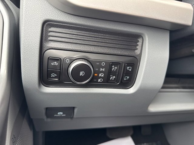 New 2026 Ford F250 XLT w/ XLT Premium Package image 17