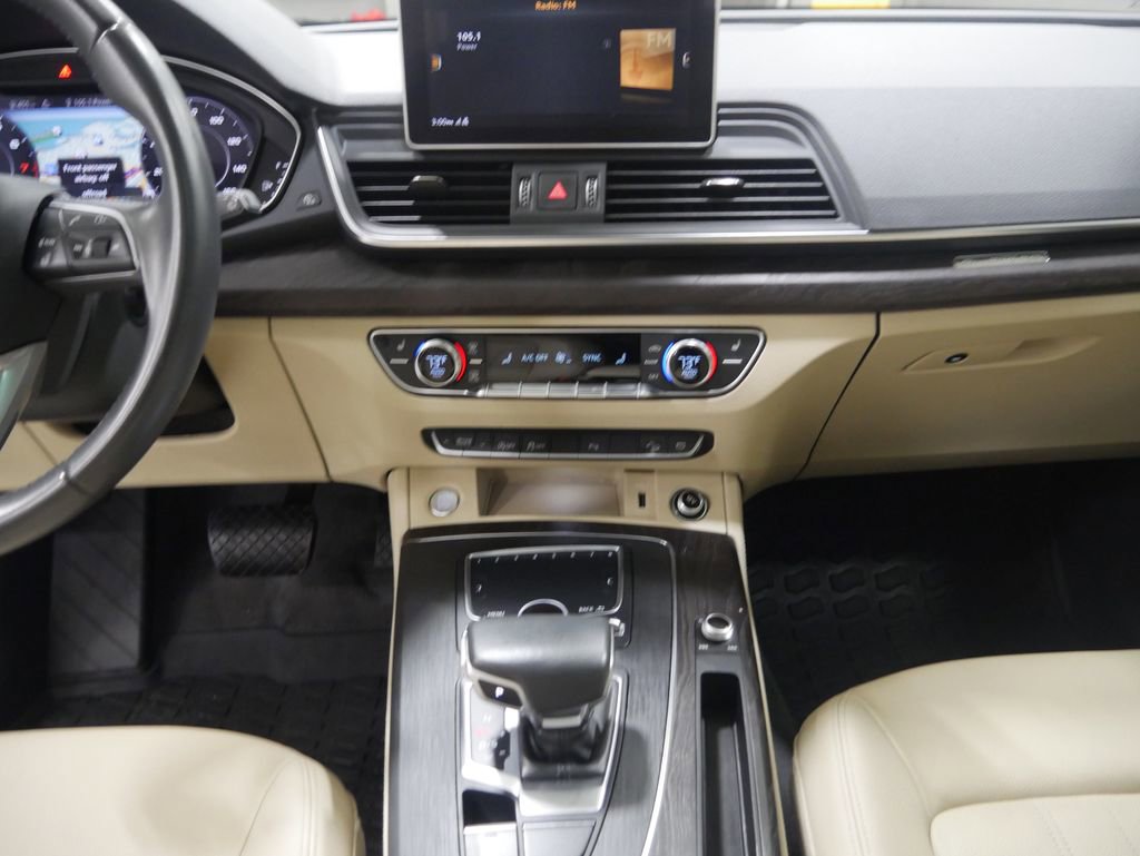 Used 2020 Audi Q5 2.0T Premium Plus w/ Premium Plus Package image 34