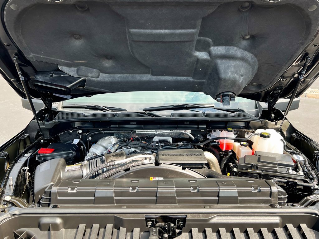 Used 2025 GMC Sierra 3500 Denali Ultimate image 18