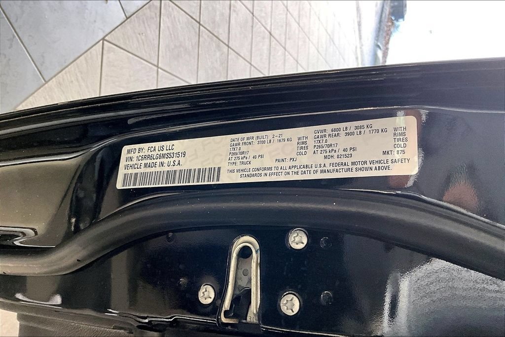 Used 2021 RAM 1500 Classic SLT RWD image 17