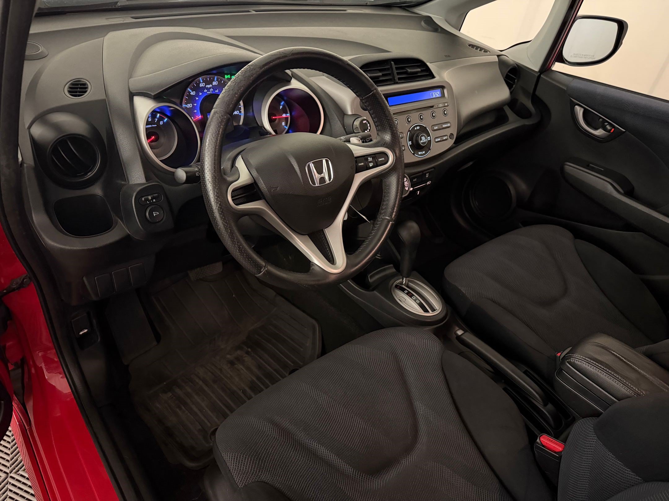 Used 2010 Honda Fit Sport image 4