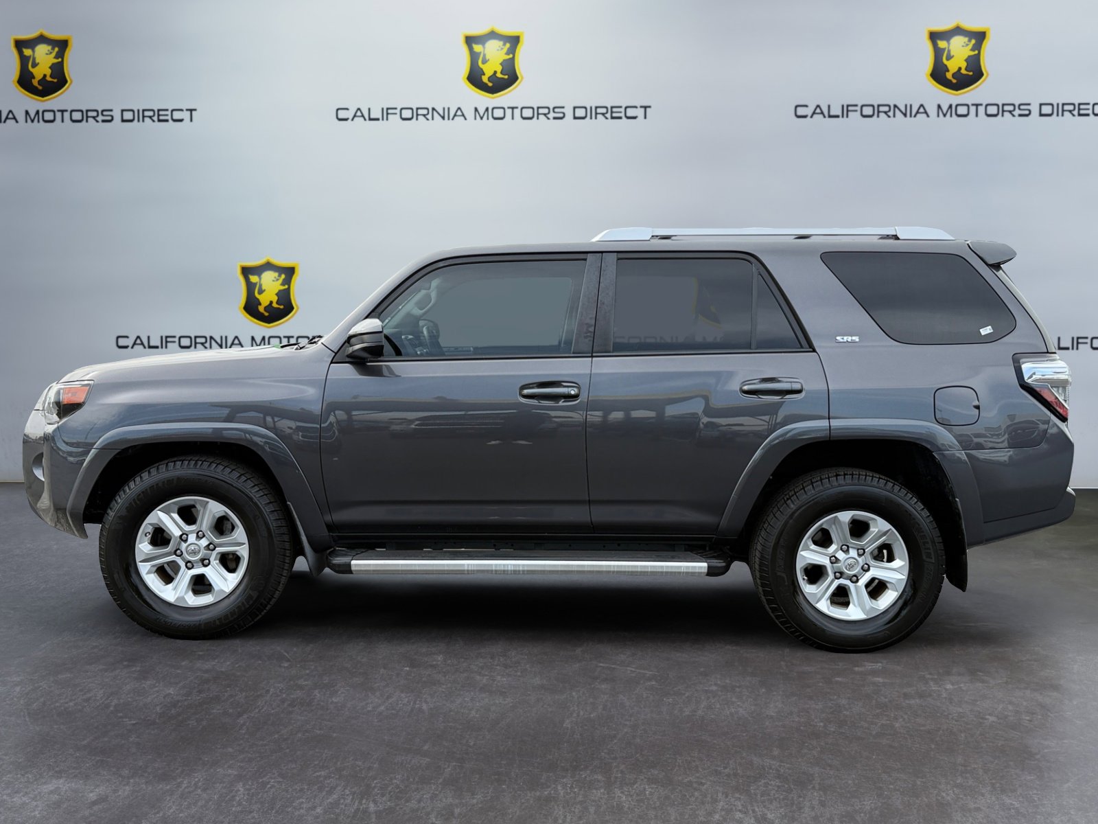Used 2016 Toyota 4Runner SR5 image 2