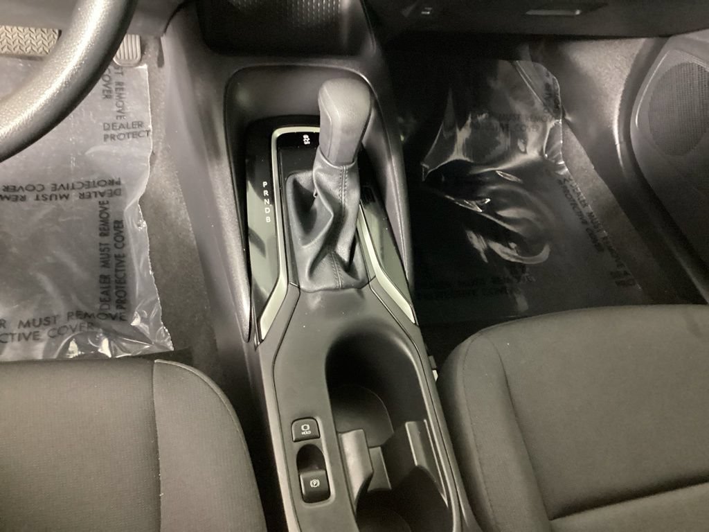 Used 2025 Toyota Corolla LE FWD image 16