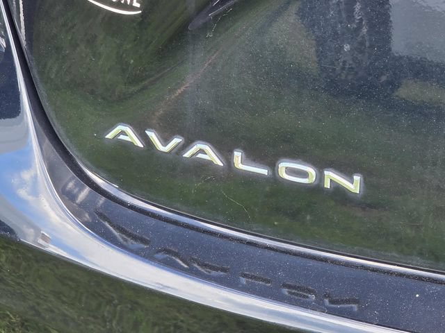 Used 2018 Toyota Avalon XLE FWD image 15