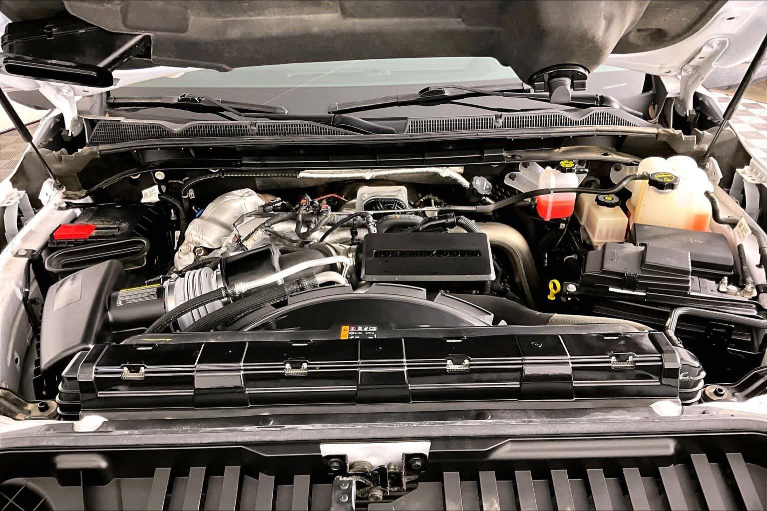 Certified 2024 GMC Sierra 3500 Denali Ultimate AWD/4WD image 31