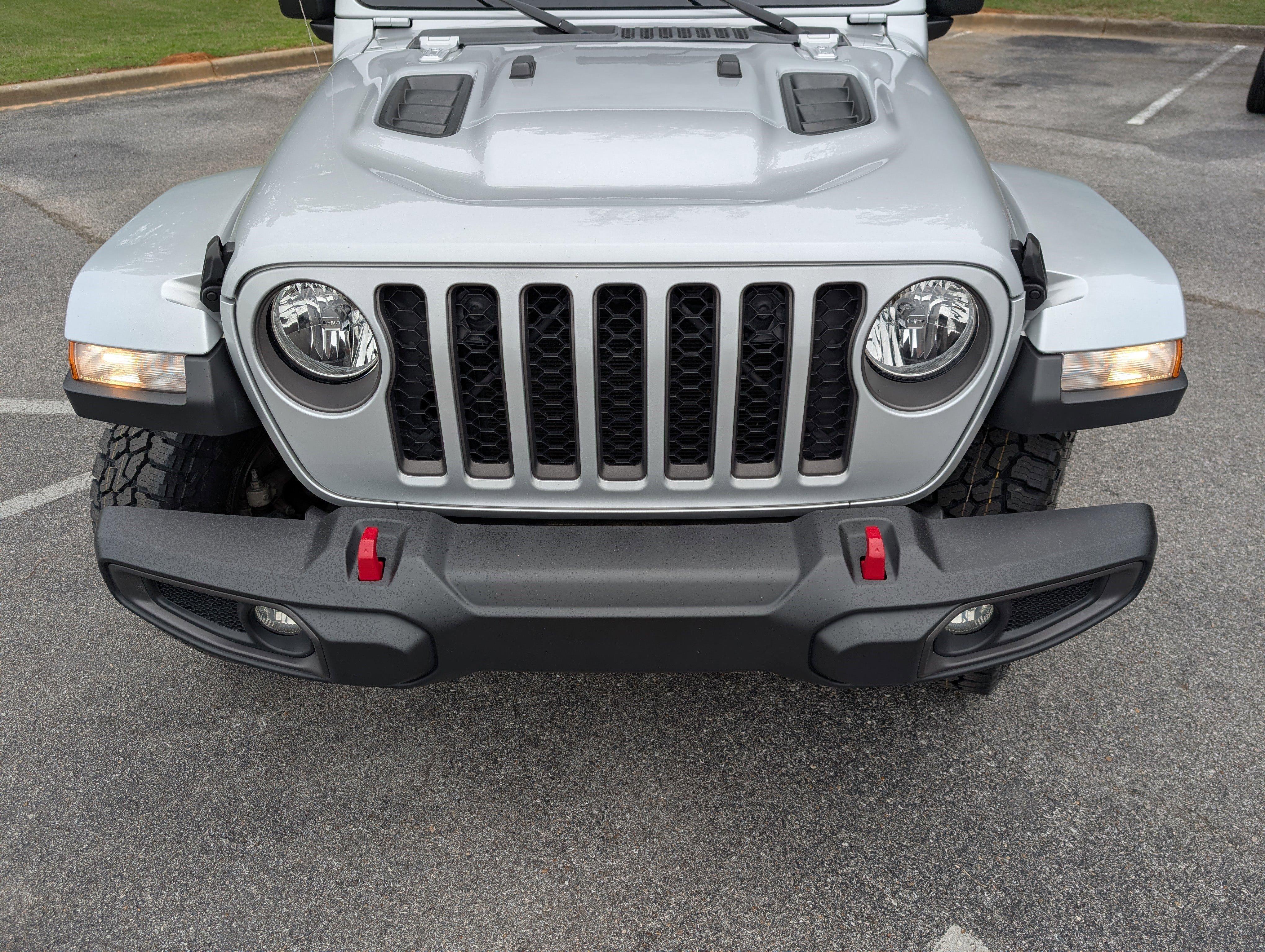 Used 2023 Jeep Gladiator Rubicon w/ Cold Weather Group AWD/4WD image 12