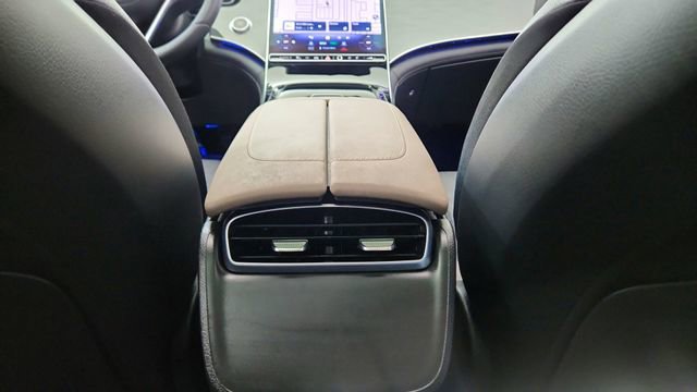 Used 2023 Mercedes-Benz EQS 450+ Sedan image 51