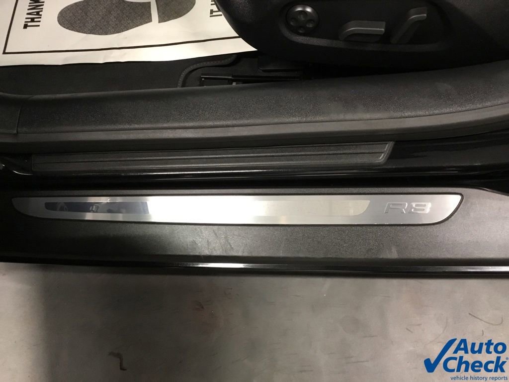 Used 2008 Audi R8 V8 image 22