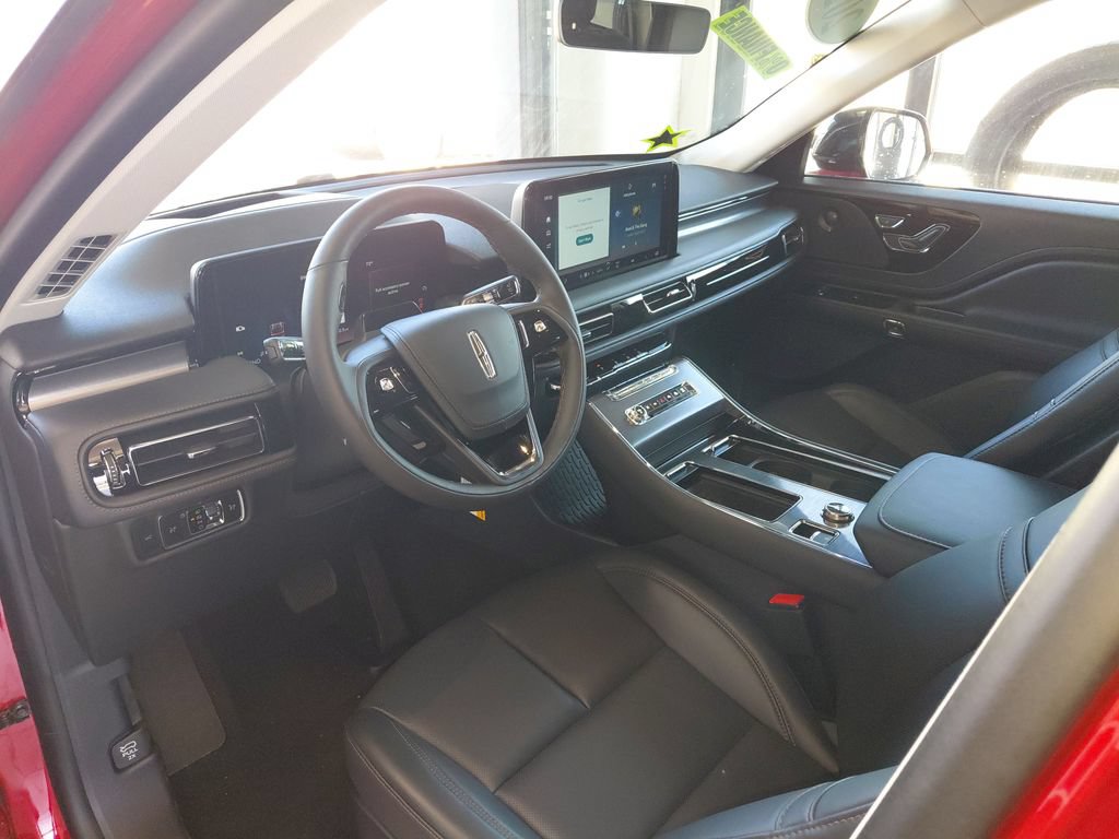 New 2026 Lincoln Aviator AWD image 39