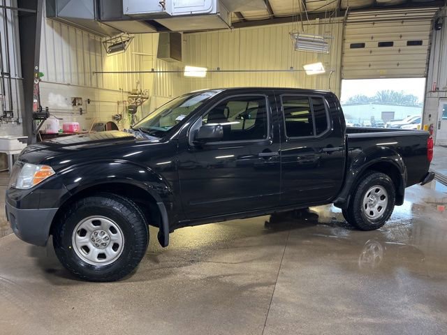 Used 2018 Nissan Frontier S image 2