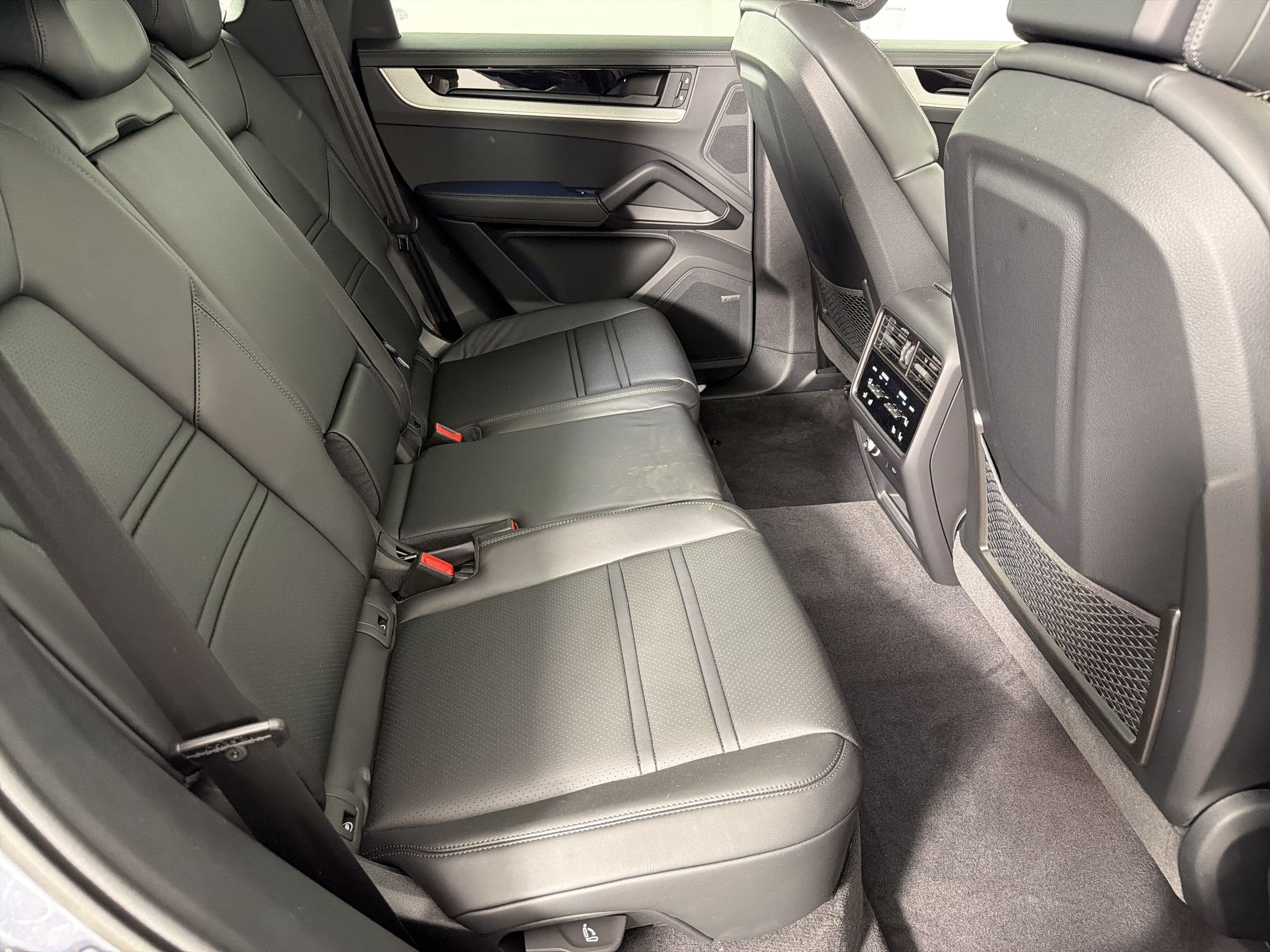 New 2026 Porsche Cayenne S AWD/4WD image 29
