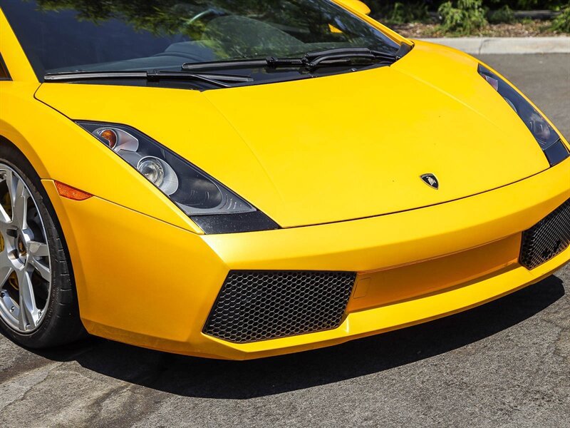 Used 2004 Lamborghini Gallardo AWD/4WD image 9
