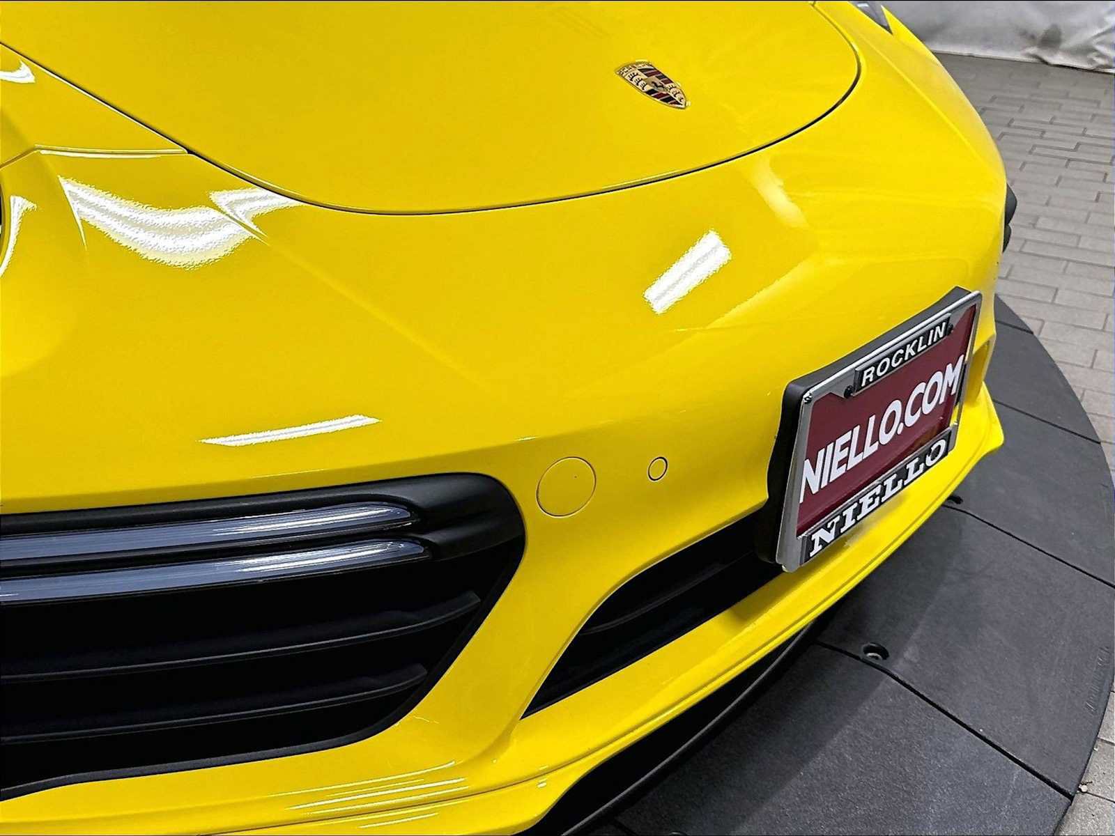 Used 2019 Porsche 911 Turbo AWD/4WD image 32