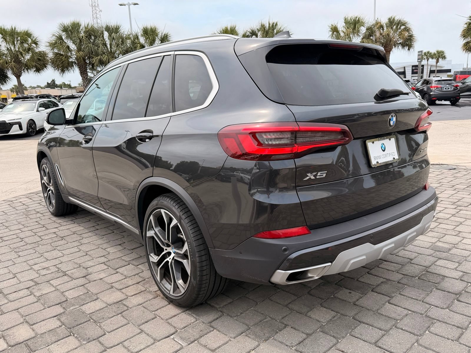 Certified 2023 BMW X5 xDrive40i w/ Premium Package AWD/4WD image 11