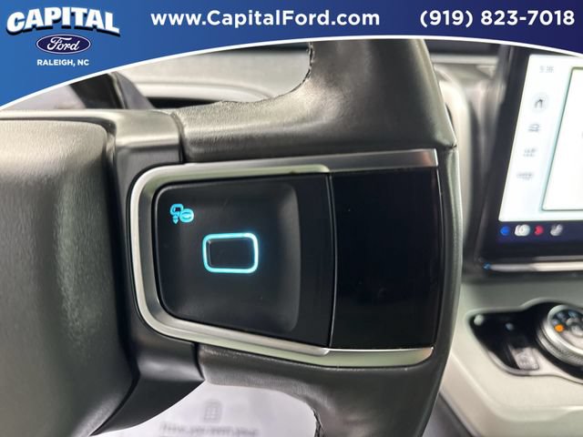 Certified 2025 Ford Expedition Active AWD/4WD image 23