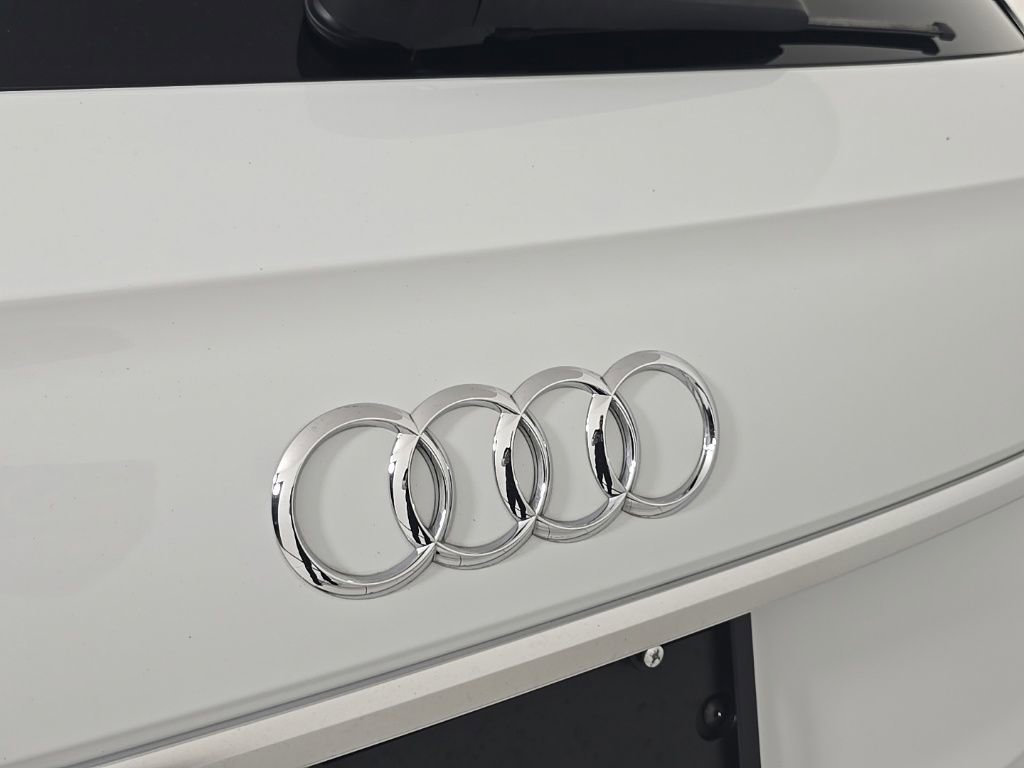 Used 2021 Audi Q5 2.0T Premium image 10
