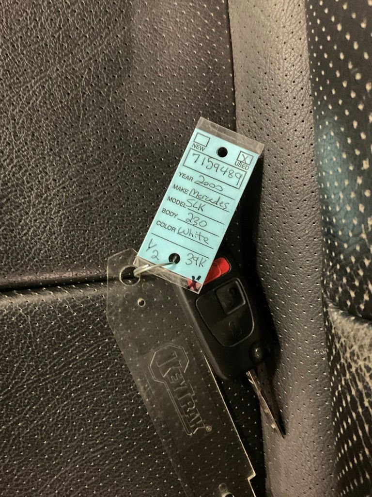 Used 2000 Mercedes-Benz SLK 230 image 23