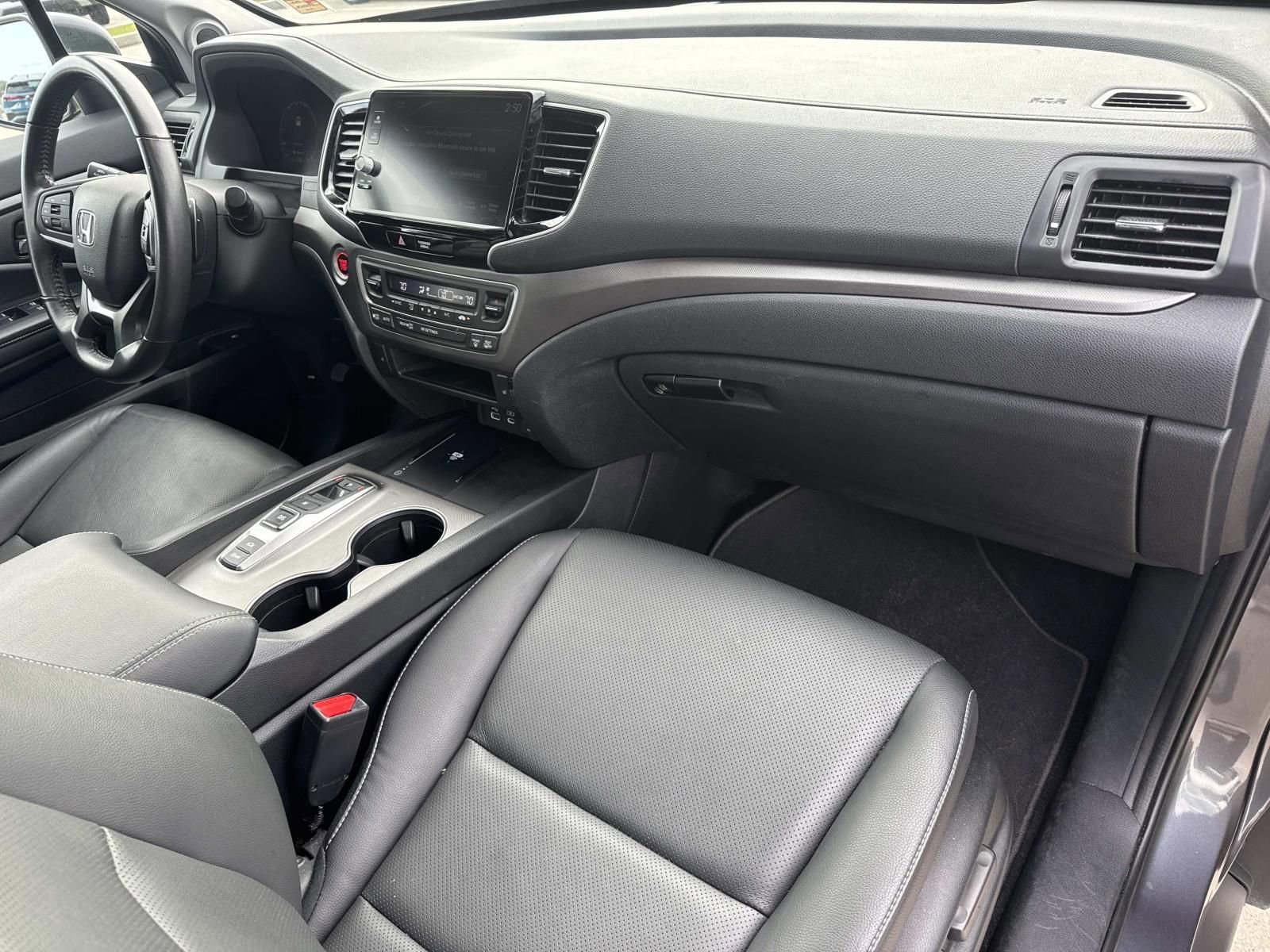 Used 2025 Honda Ridgeline RTL image 11