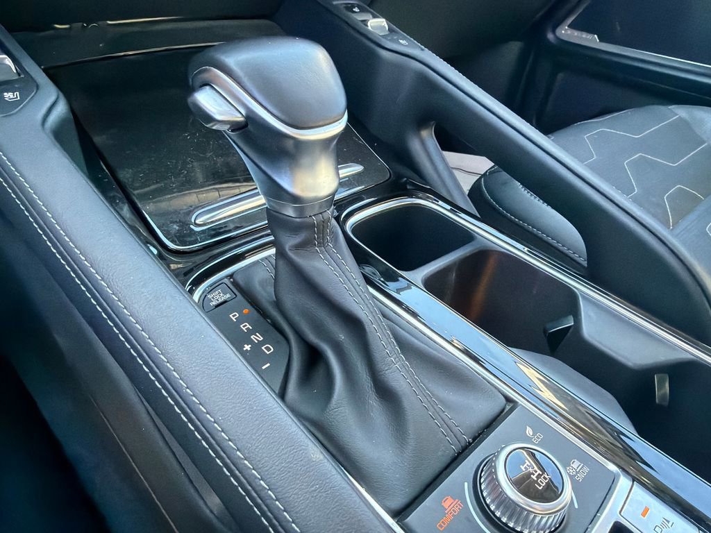 Used 2022 Kia Telluride SX w/ SX Prestige Package AWD/4WD image 32