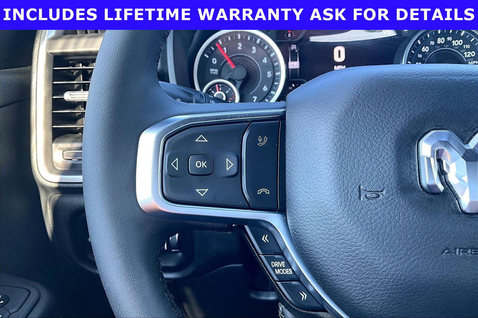 Used 2025 RAM 1500 Big Horn AWD/4WD image 15