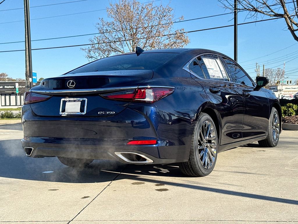 New 2025 Lexus ES 350 Ultra Luxury image 8