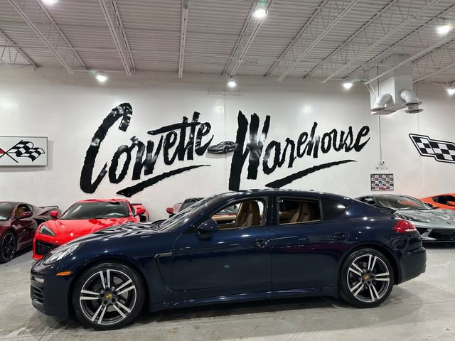 Used 2016 Porsche Panamera image 30