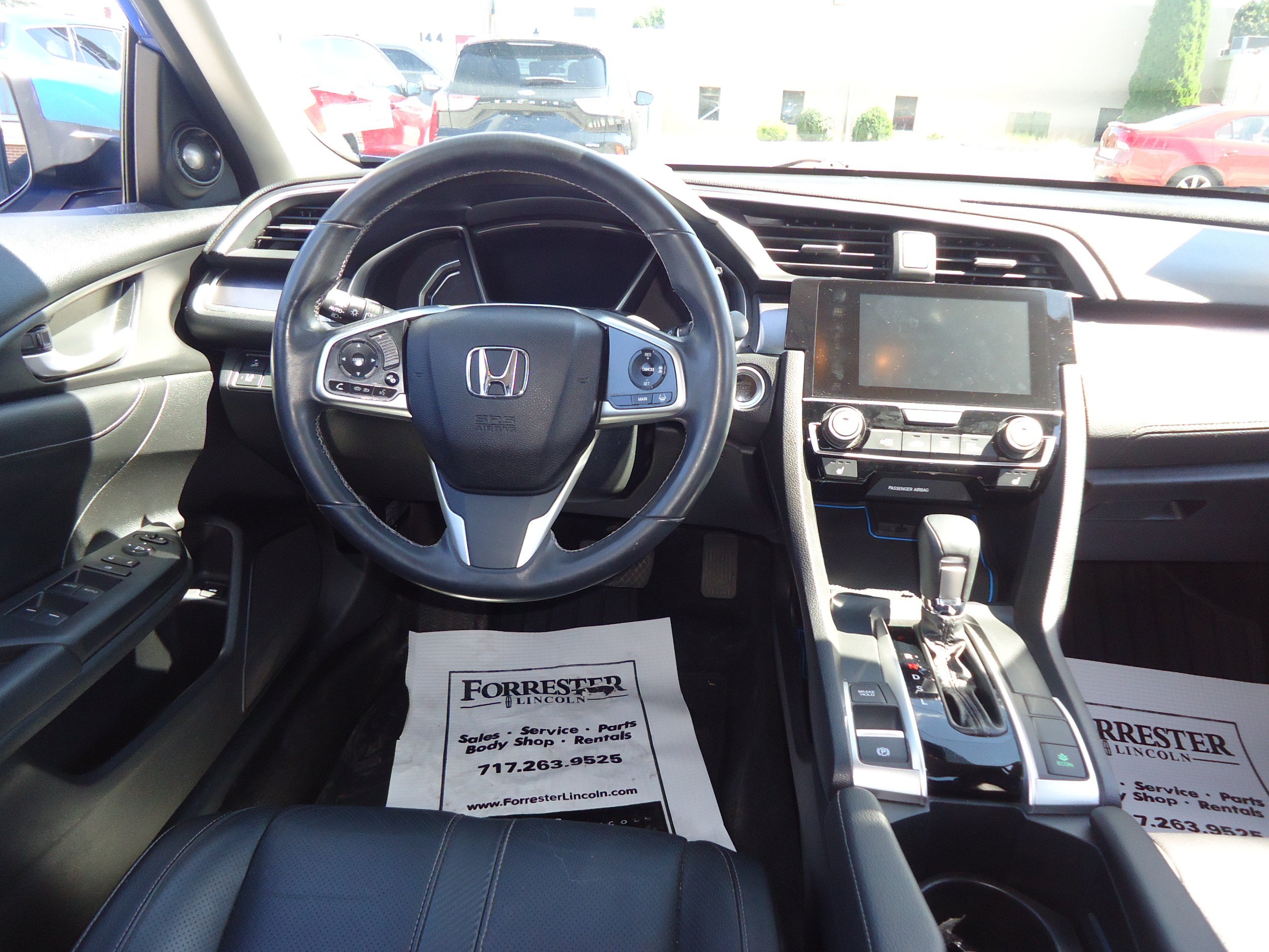 Used 2018 Honda Civic Touring image 11