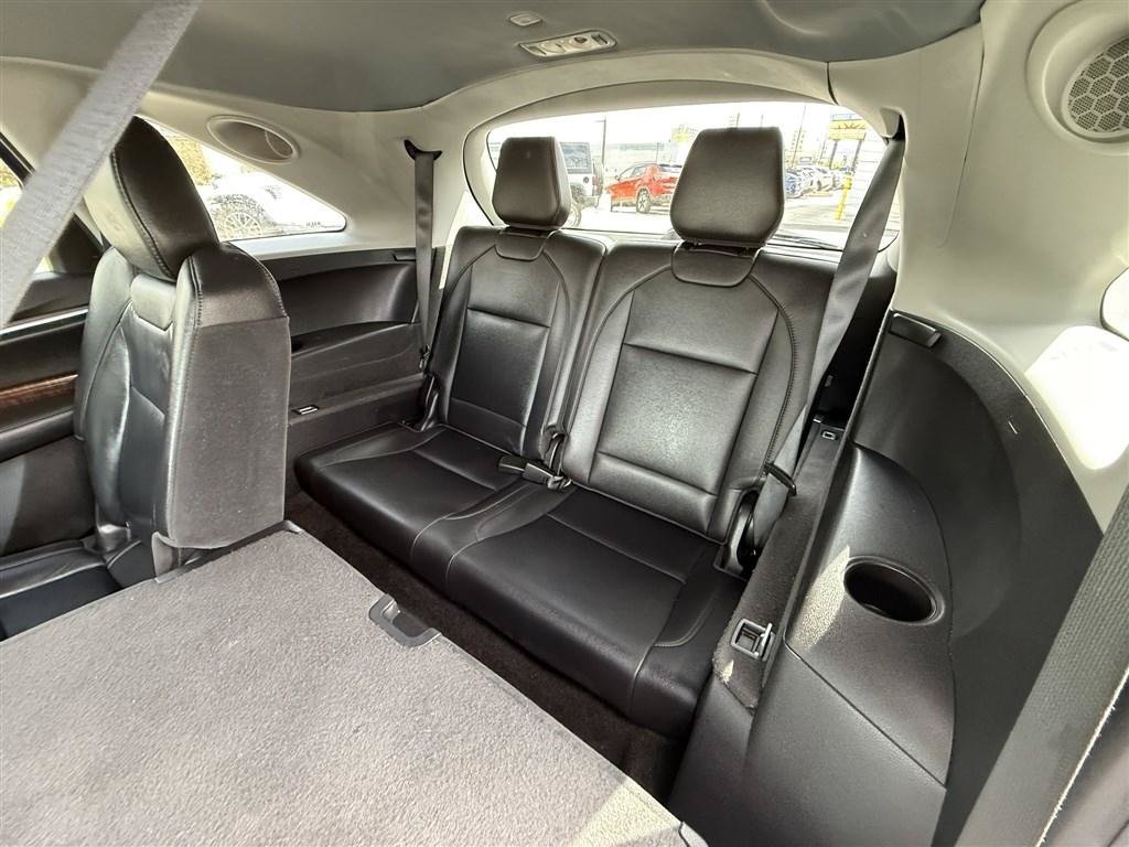 Used 2017 Acura MDX w/ Technology Package FWD image 22