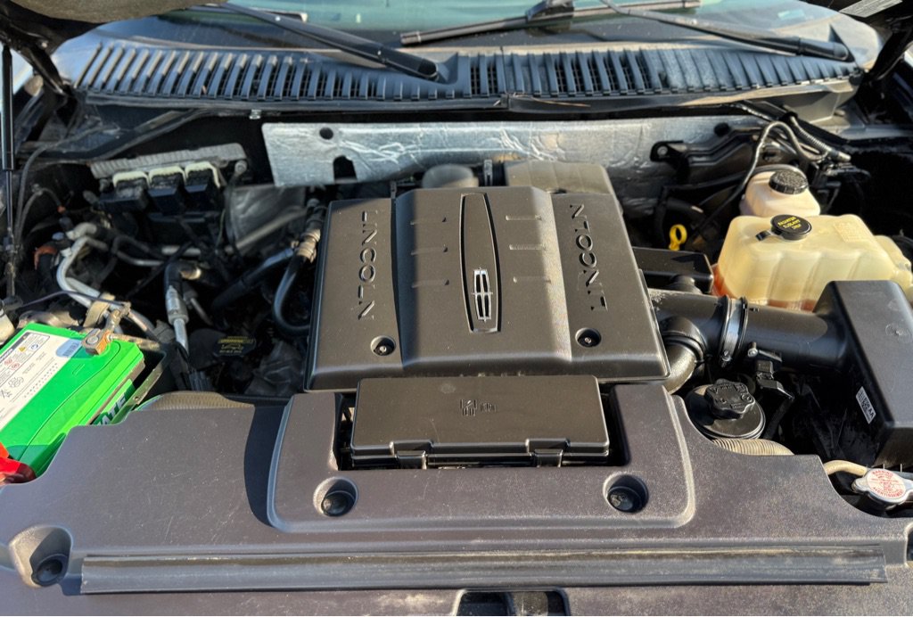 Used 2013 Lincoln Navigator L 4WD w/ HD Trailer Tow Pkg image 26
