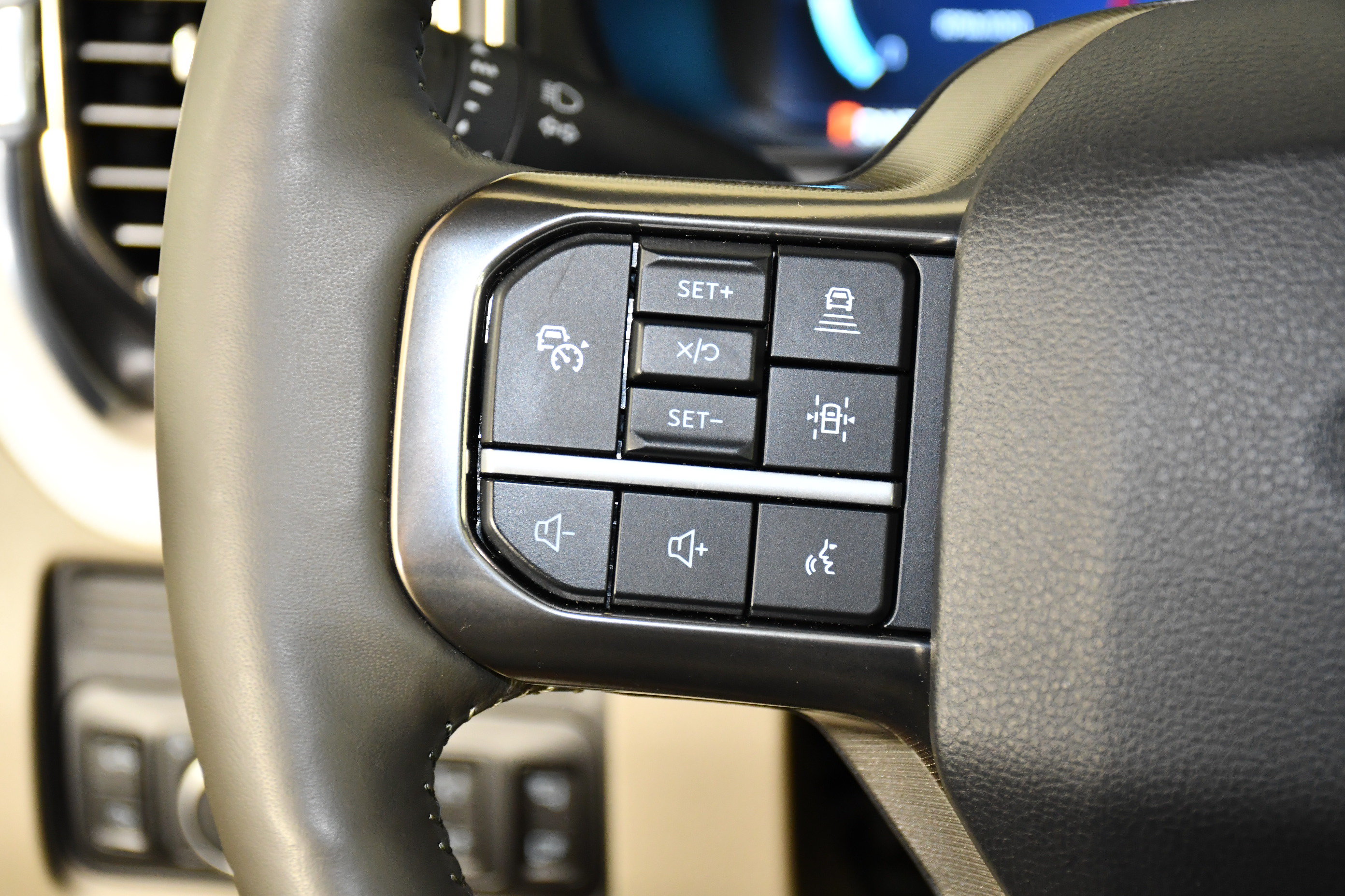 Used 2026 Ford F450 Platinum w/ Platinum Plus Package AWD/4WD image 23