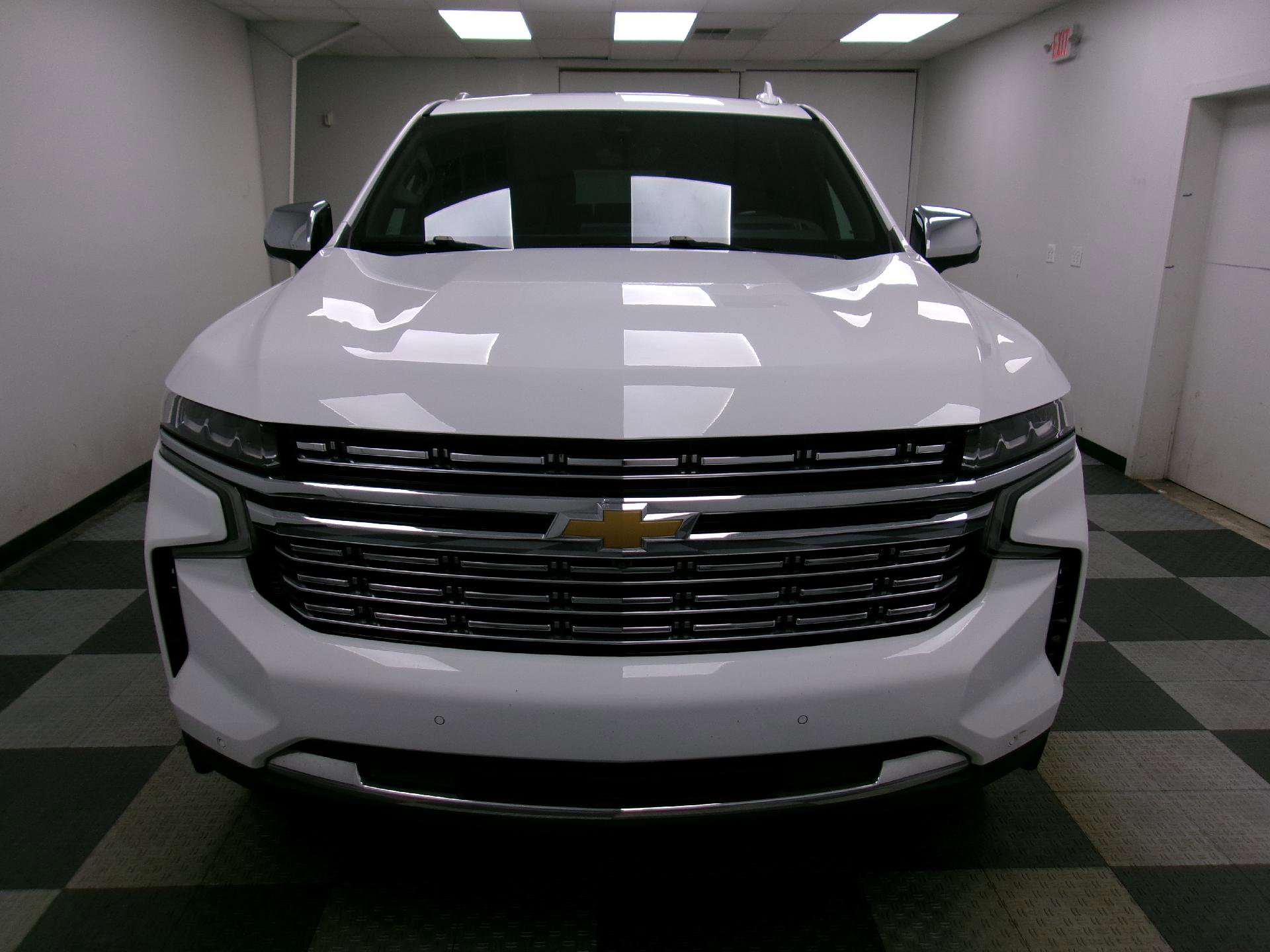 Used 2021 Chevrolet Suburban Premier image 17