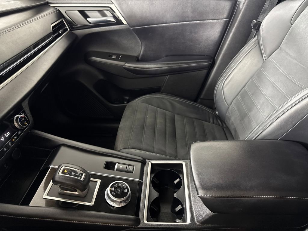 Used 2022 Mitsubishi Outlander SE image 19