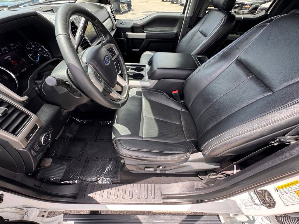 Used 2020 Ford F250 Lariat w/ Lariat Ultimate Package AWD/4WD image 17