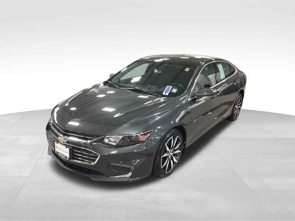 Used 2017 Chevrolet Malibu LT image 4