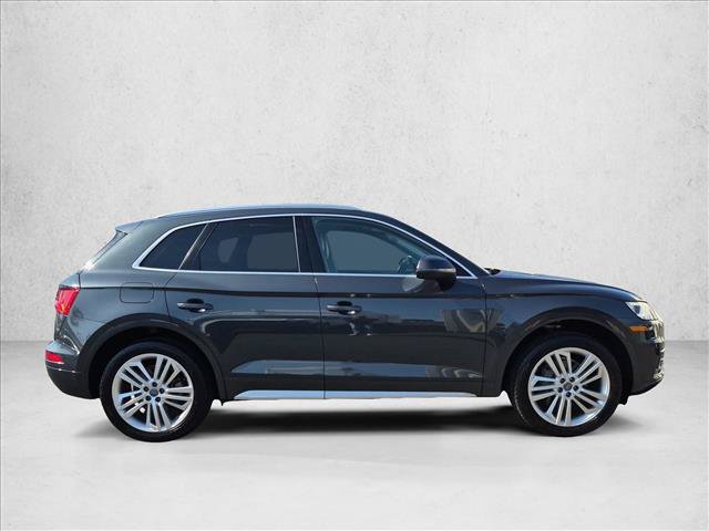 Used 2018 Audi Q5 2.0T Premium Plus w/ Premium Plus Package AWD/4WD image 4