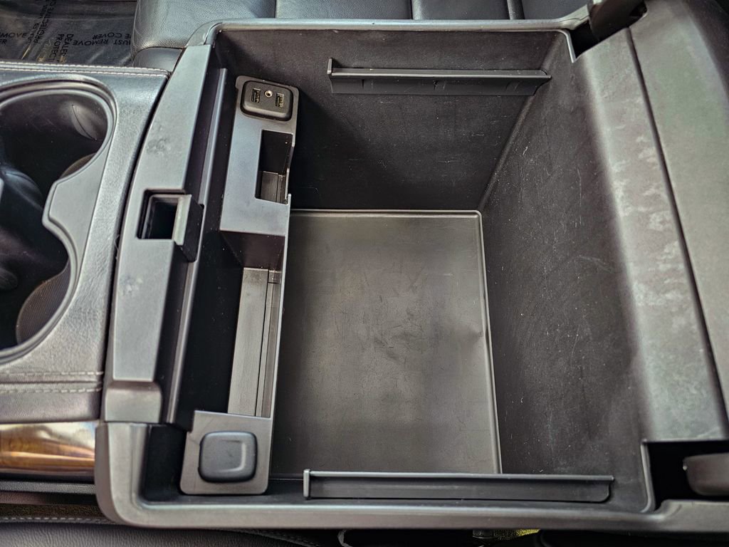 Used 2017 Chevrolet Tahoe LT w/ LT Signature Package AWD/4WD image 29